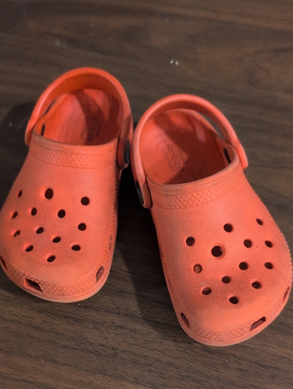 CROCS Kids Classic Clog in Bright Orange